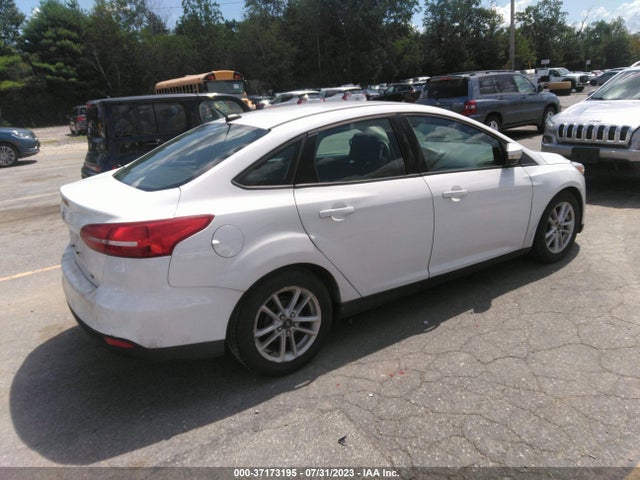 2015 FORD FOCUS SE VIN: 1FADP3F2XFL321273