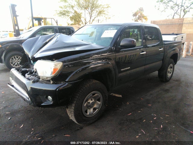 Toyota Tacoma Prerunner 2015 5TFJU4GN2FX083299 Image 2