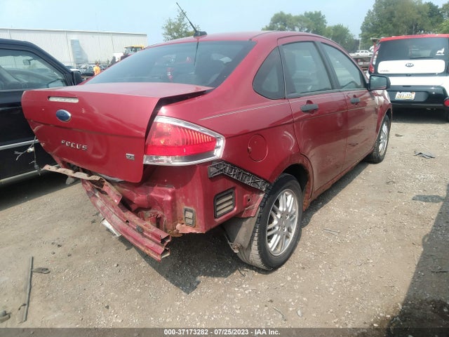 2011 FORD FOCUS SE VIN: 1FAHP3FN2BW164200