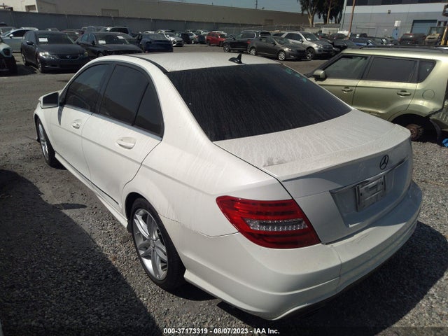 2013 MERCEDES-BENZ C-CLASS C 250 VIN: WDDGF4HB5DR270360