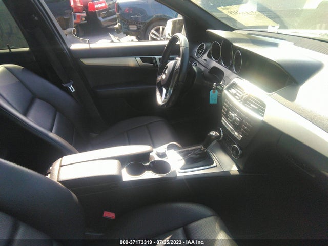 2013 MERCEDES-BENZ C-CLASS C 250 VIN: WDDGF4HB5DR270360