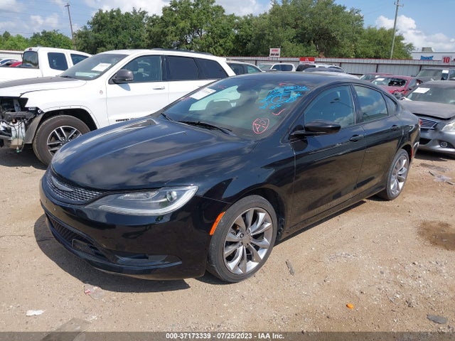 Chrysler 200 S 2015 1C3CCCBB0FN689171 Image 2