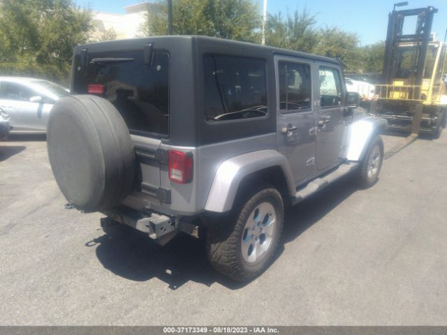 1C4BJWEGXFL512709 Jeep Wrangler Unlimited Sahara