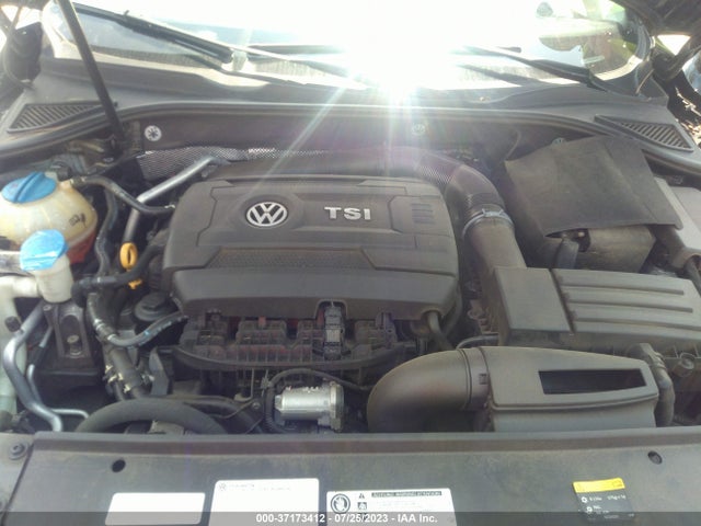1VWAT7A31GC053292 Volkswagen Passat 1.8t S