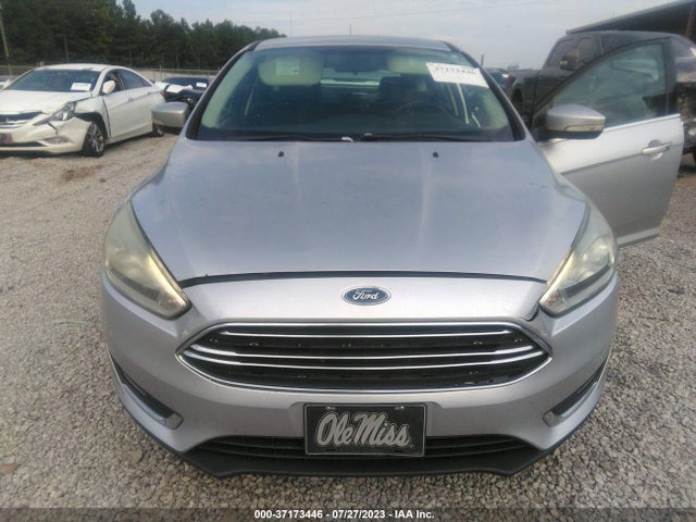 2015 FORD FOCUS TITANIUM VIN: 1FADP3N24FL259502