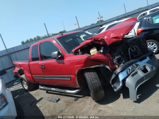 2003 CHEVROLET SILVERADO 1500 LS VIN: 2GCEC19TX31124804