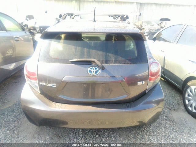 Toyota Prius C One/three/two/four 2014 JTDKDTB39E1573891 Image 17