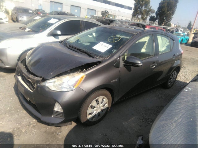 Toyota Prius C One/three/two/four 2014 JTDKDTB39E1573891 Image 2