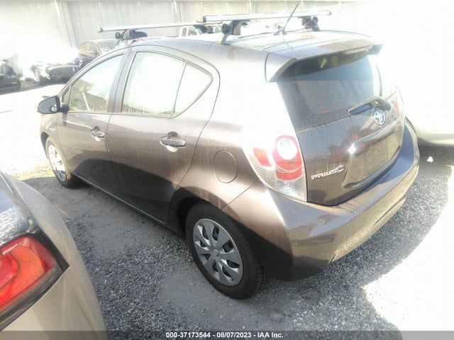 Toyota Prius C One/three/two/four 2014 JTDKDTB39E1573891 Image 3