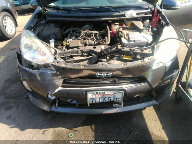 Toyota Prius C One/three/two/four 2014 JTDKDTB39E1573891 Image 6