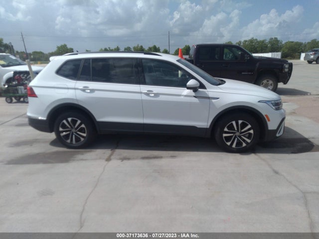 3VV1B7AX1NM119460 Volkswagen TIGUAN S