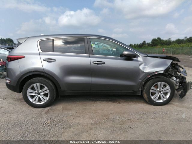KNDPMCAC5H7087992 KIA Sportage Lx
