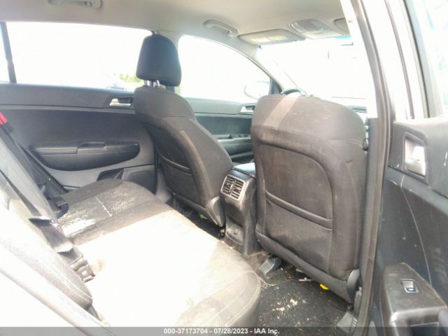 KNDPMCAC5H7087992 KIA Sportage Lx