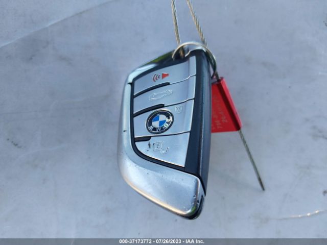 WBAJA9C50KB398621 BMW 5 Series 530e Iperformance