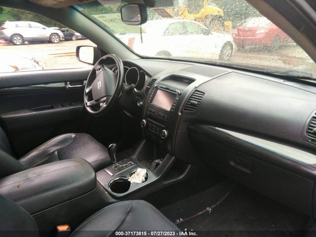 2011 KIA SORENTO EX VIN: 5XYKUDA27BG021249