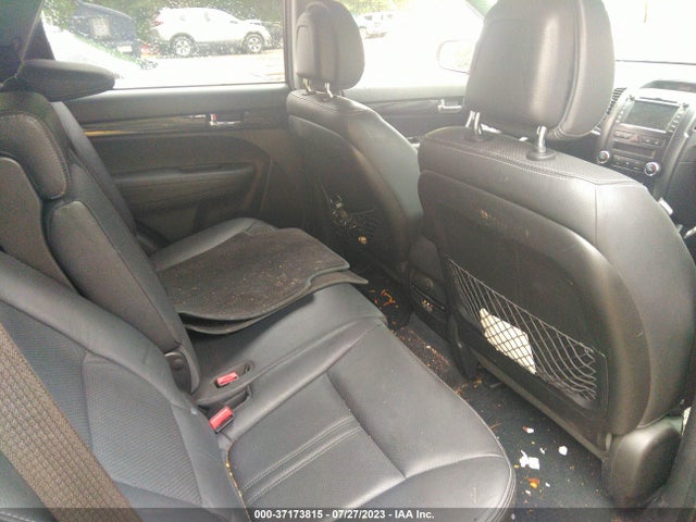 2011 KIA SORENTO EX VIN: 5XYKUDA27BG021249