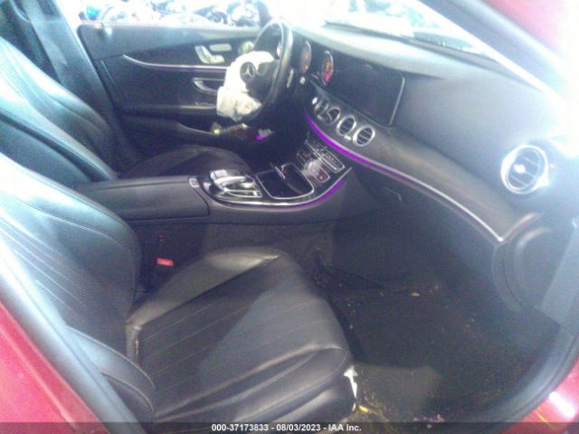 2017 MERCEDES-BENZ E-CLASS WDDZF4KB7HA135595 Photo 4