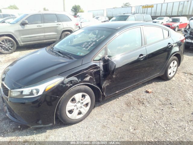 3KPFK4A76HE010641 KIA FORTE LX