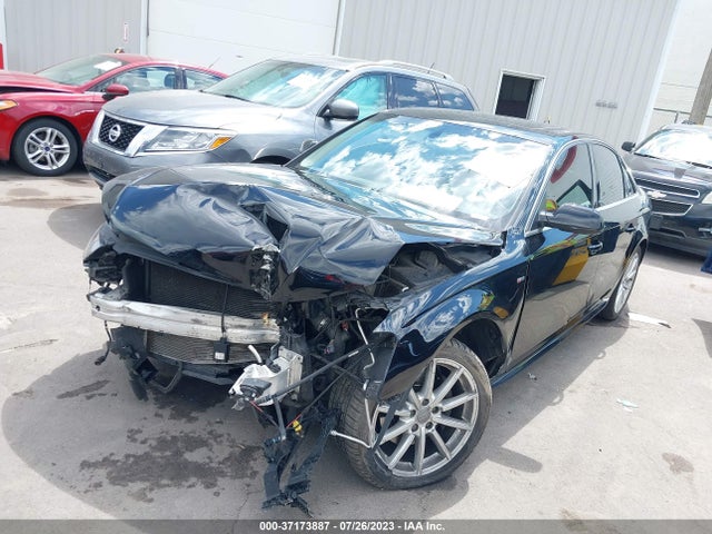 WAUFFAFL7GN008008 Audi A4 Premium Plus