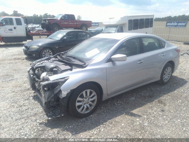 Nissan Altima 2.5 S 2015 1N4AL3AP1FC280534 Image 2
