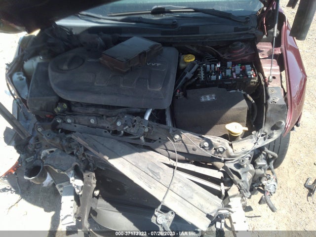 1C3CCCCG2FN524684 Chrysler 200 C