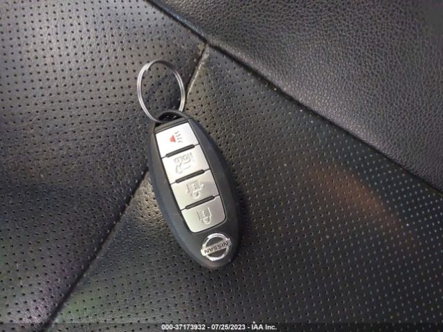5N1AT2MV4GC730902 Nissan Rogue Sl