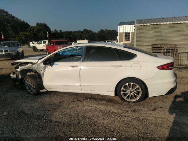 3FA6P0HD7LR150453 Ford FUSION SE