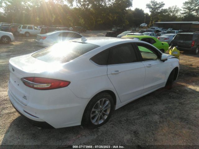 3FA6P0HD7LR150453 Ford FUSION SE