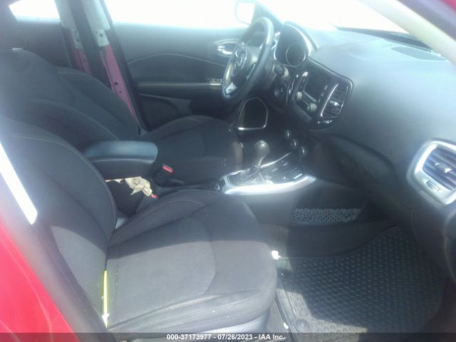 3C4NJDABXJT178951 Jeep Compass Sport
