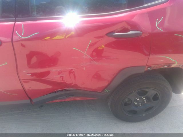 3C4NJDABXJT178951 Jeep Compass Sport