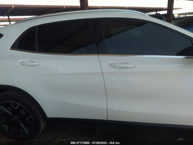 WDCTG4EB8LU028839 Mercedes-Benz Gla Gla 250