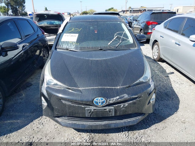 Toyota Prius Four 2016 JTDKARFU3G3002287 Image 5