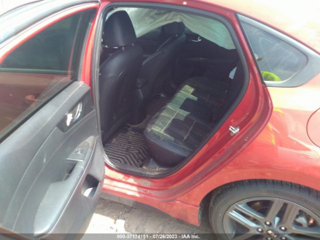 3KPF34AD6ME330863 KIA Forte Gt-line