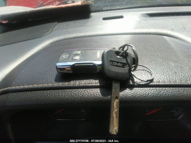3GTU2VEJ3FG381700 GMC Sierra 1500 Slt