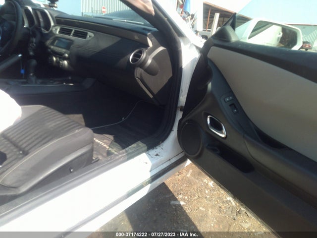 Chevrolet CAMARO LS 2015 2G1FA1E36F9182391 Image 5