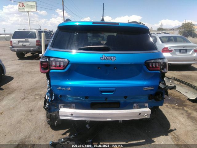 3C4NJDBB5NT122985 Jeep Compass Latitude