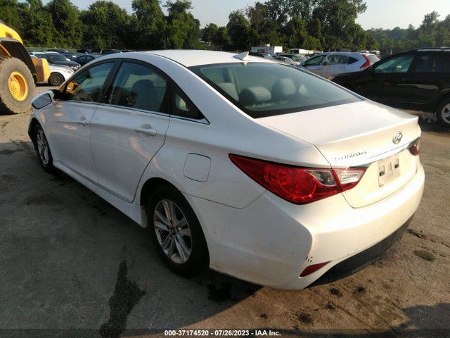 2014 HYUNDAI SONATA GLS VIN: 5NPEB4AC0EH913304
