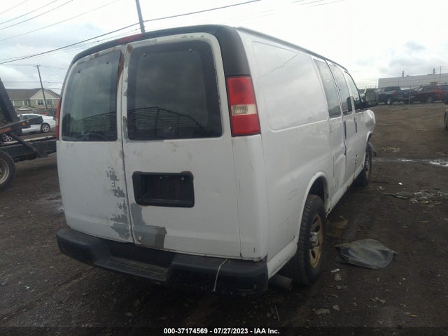 2009 CHEVROLET EXPRESS CARGO VAN VIN: 1GCFH154591161410