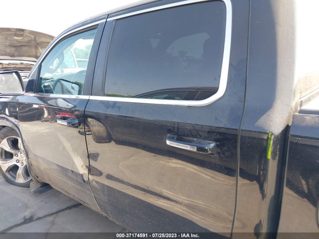 RAM 1500 Laramie 2019 1C6RREJT2KN567939 Image 14