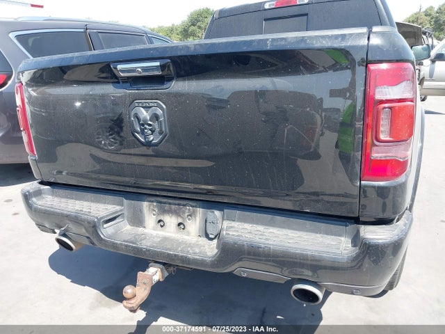 RAM 1500 Laramie 2019 1C6RREJT2KN567939 Image 16