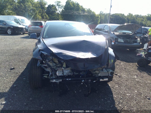 7SAYGDEF8PF696785 Tesla Model Y Performance