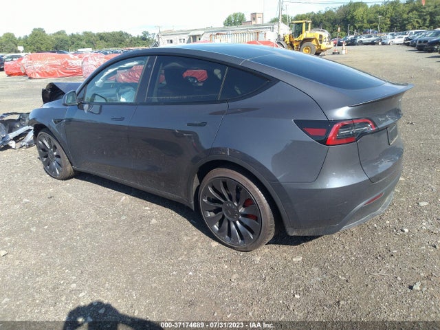 7SAYGDEF8PF696785 Tesla Model Y Performance