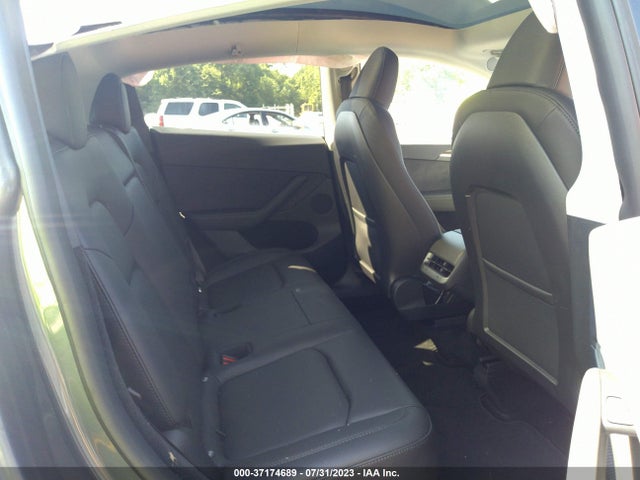 7SAYGDEF8PF696785 Tesla Model Y Performance