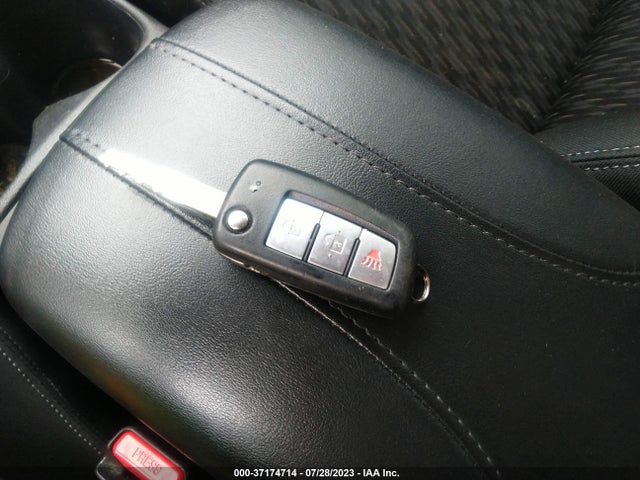 Nissan ROGUE S 2017 KNMAT2MV4HP511145 Image 11