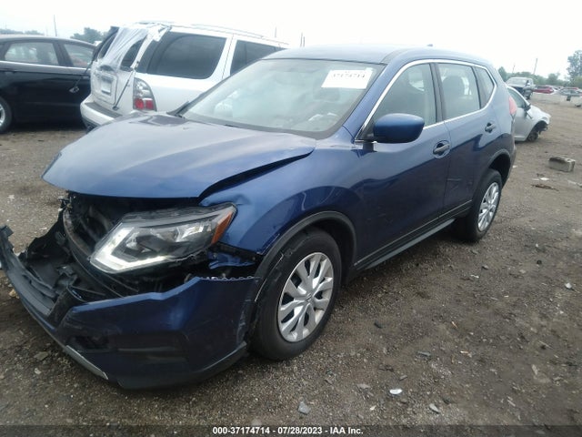 Nissan ROGUE S 2017 KNMAT2MV4HP511145 Image 2
