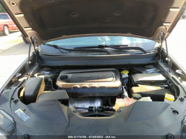1C4PJLLBXKD242736 Jeep Cherokee Latitude Plus