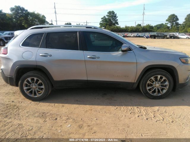 1C4PJLLBXKD242736 Jeep Cherokee Latitude Plus
