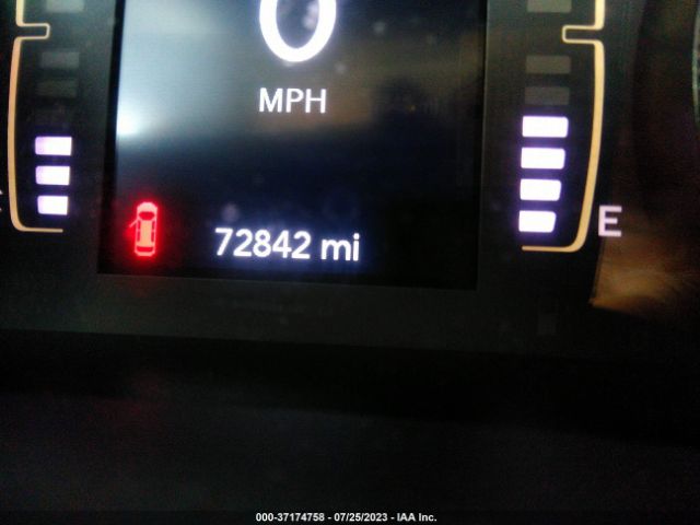 1C4PJLLBXKD242736 Jeep Cherokee Latitude Plus