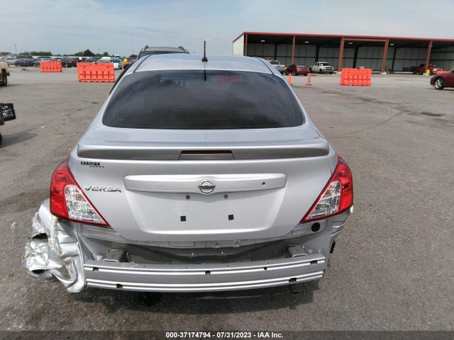 Nissan Versa 1.6 S+ 2018 3N1CN7AP7JL855546 Image 17