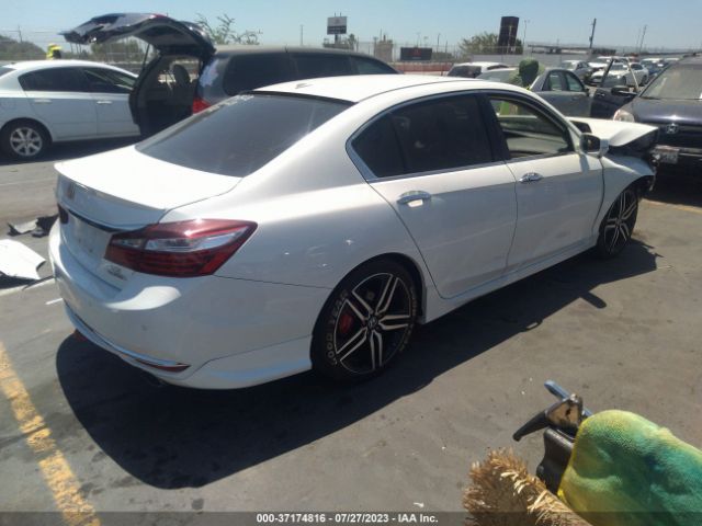 1HGCR3F96HA003955 Honda Accord Sedan Touring